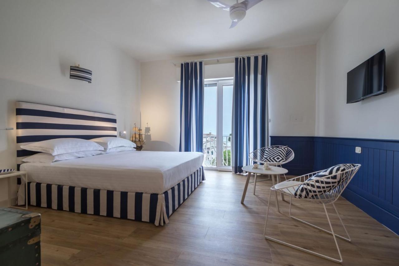 Mure Hotel ヌマーナ エクステリア 写真