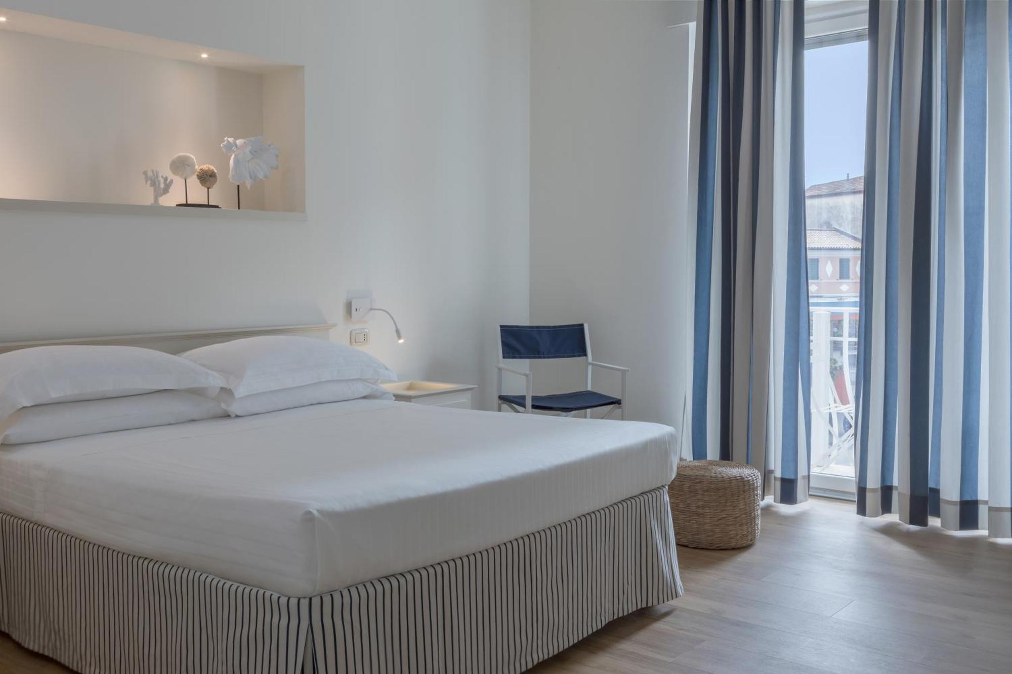 Mure Hotel ヌマーナ エクステリア 写真