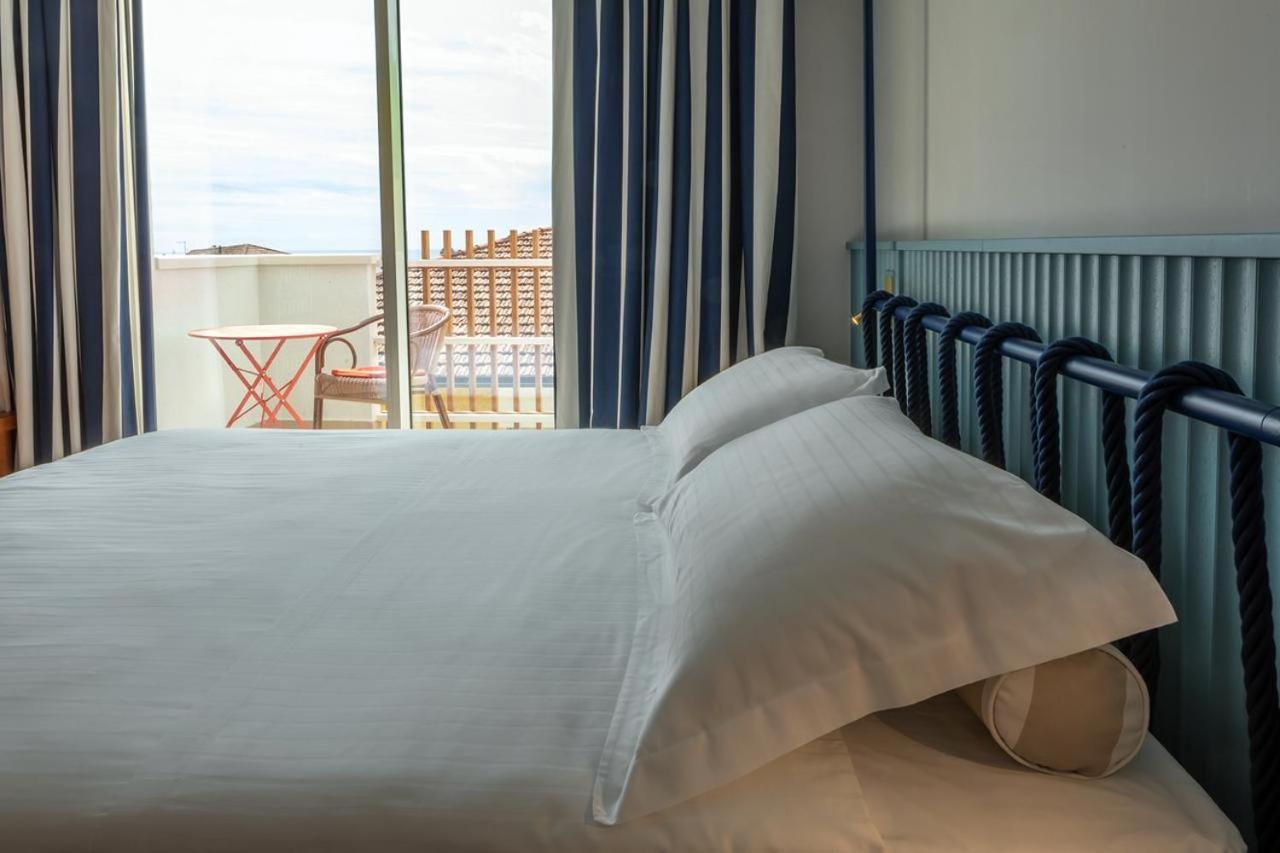 Mure Hotel ヌマーナ エクステリア 写真